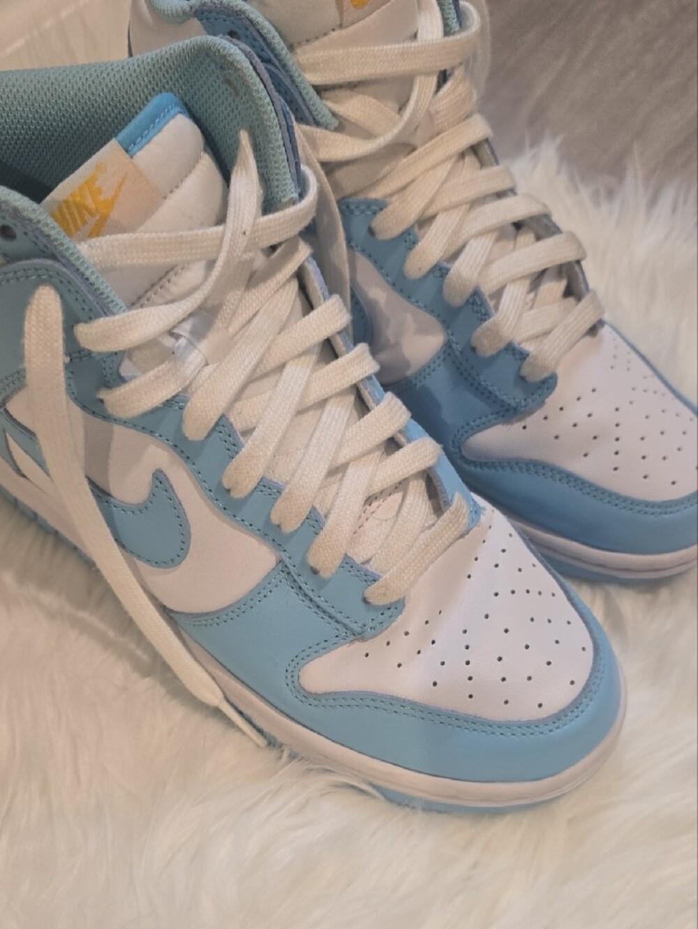 Nike High-Top Sneakers in White and Light Blue with Yellow Logo - Picture 3 of 5